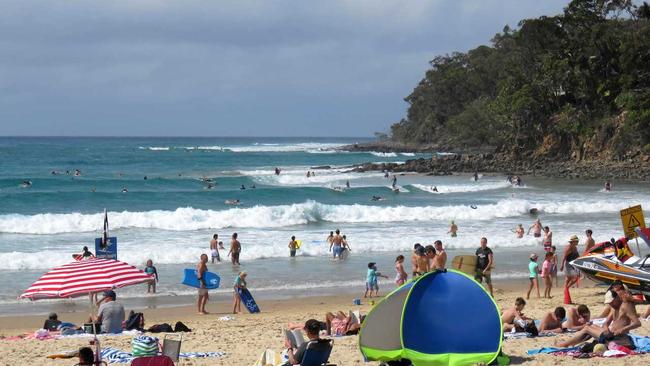 Noosa Main Beach is preparing for the holiday crowds. Picture: Alan Lander