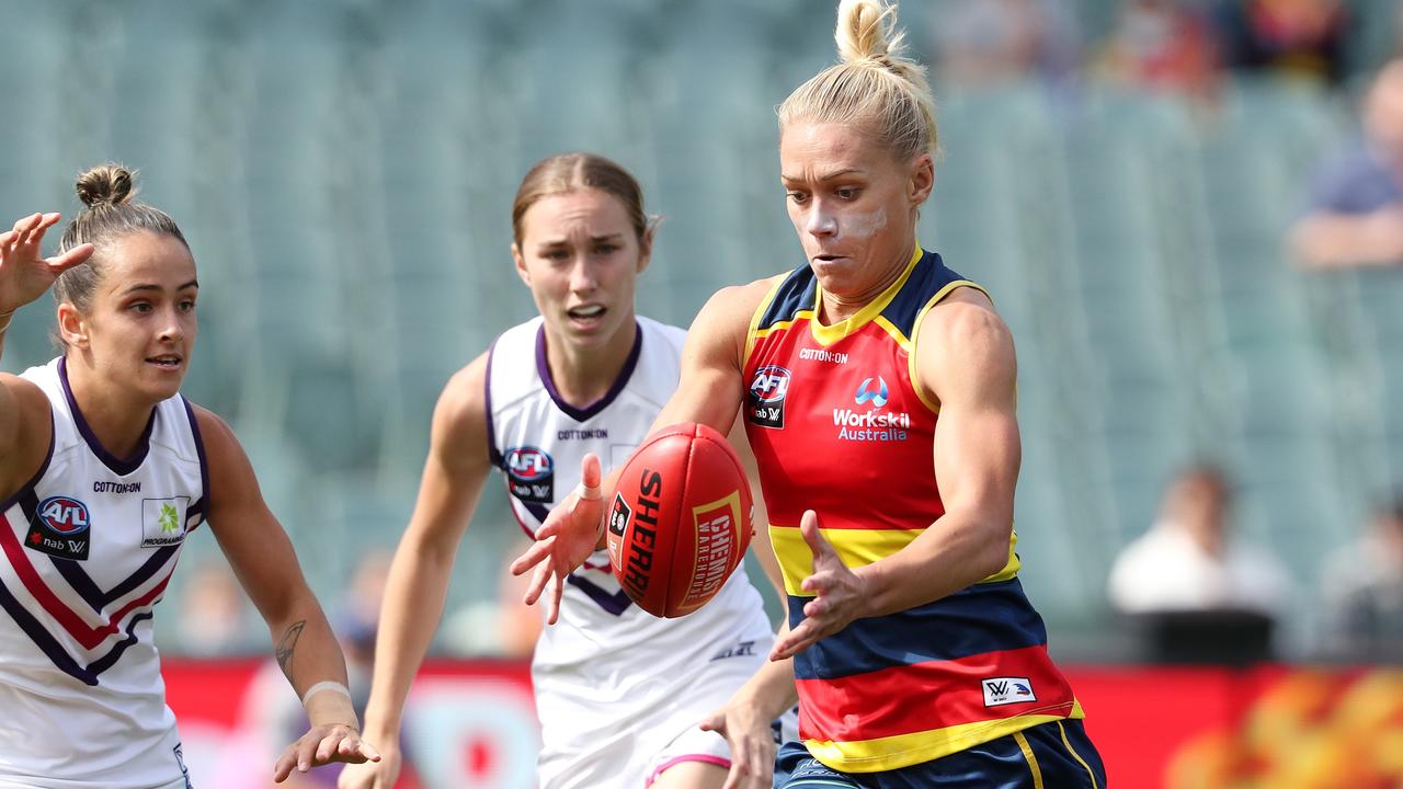 Erin Phillips kicks a goal during the 2022 AFL round 03 match between the Adelaide Crows and the Port Adelaide Power at Adelaide Oval on April 1, 2022. Picture: Sarah Reed/AFL Photos via Getty Images