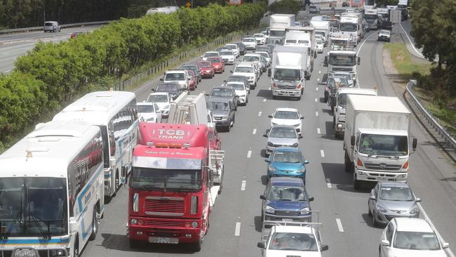 The M1 was heavily banked up yesterday. Photo by Richard Gosling