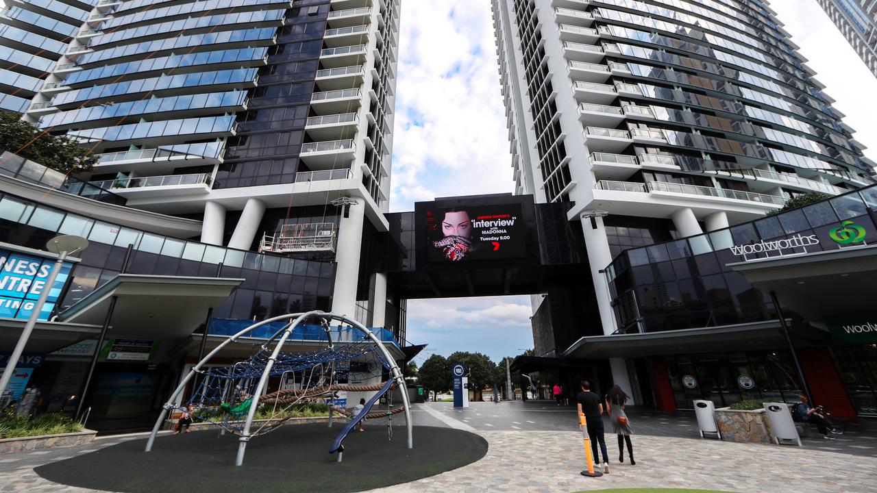 Police are investigating after a man received a gun shot wound to his arm in Surfers Paradise overnight. Picture: Nigel Hallett