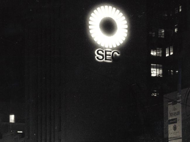 June 1984: The SEC neon sign in Swanston Street