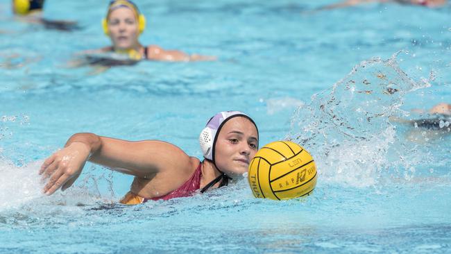 Tenealle Fasala from Queensland Thunder and Brisbane Barracudas. (AAP Image/Renae Droop)