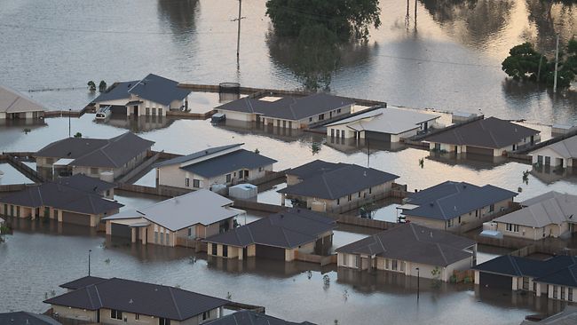 Ipswich’s flood clean up begins | Daily Telegraph