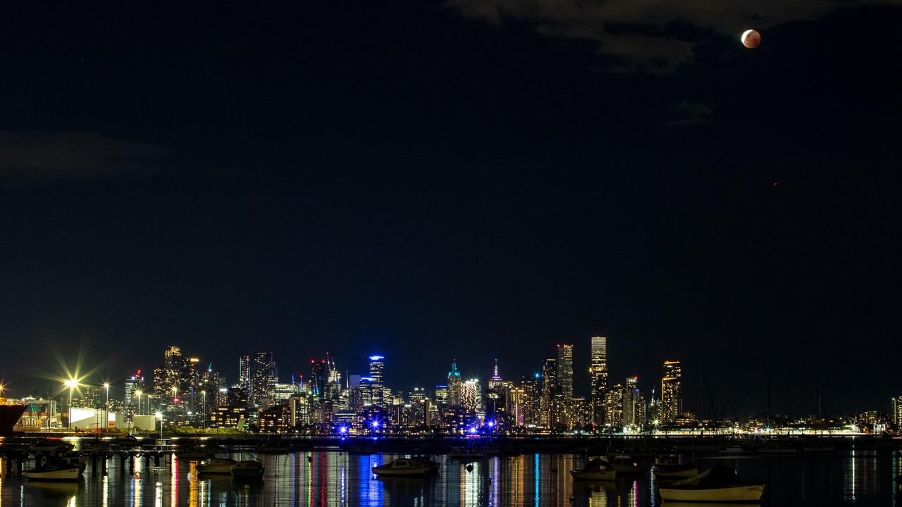 The 'Blood Moon' as seen from Williamstown in Melbourne. Picture: Getty Images