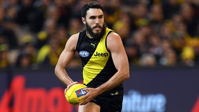 Shane Edwards provides the Tigers with an extra number around the ball. Picture: AAP