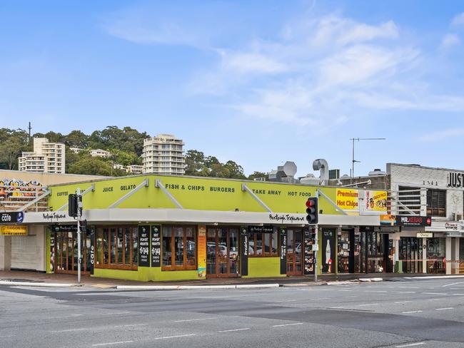 1 O'Connor St, Burleigh -- corner of GC Hwy