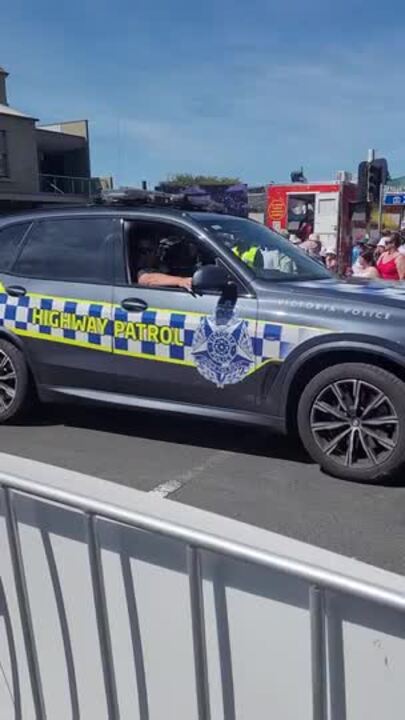 Pro-Palestine marchers gate crash Pako Festa parade