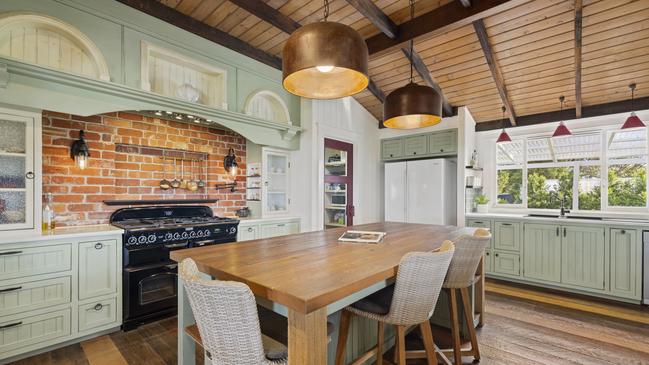 124 Austin Road, Mount Mee is being sold for $4.6m+. Photo: racheladams