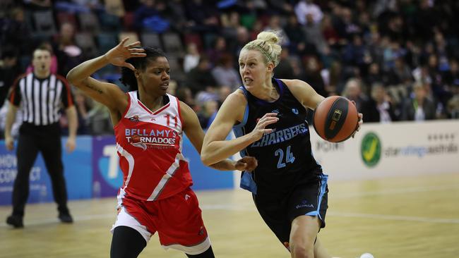 Kathleen Scheer playing for the Hobart Chargers. Picture: SAM ROSEWARNE.