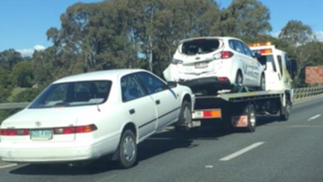 Damaged vehicles after crash on M1 at Nerang. Photo: Alison Marks