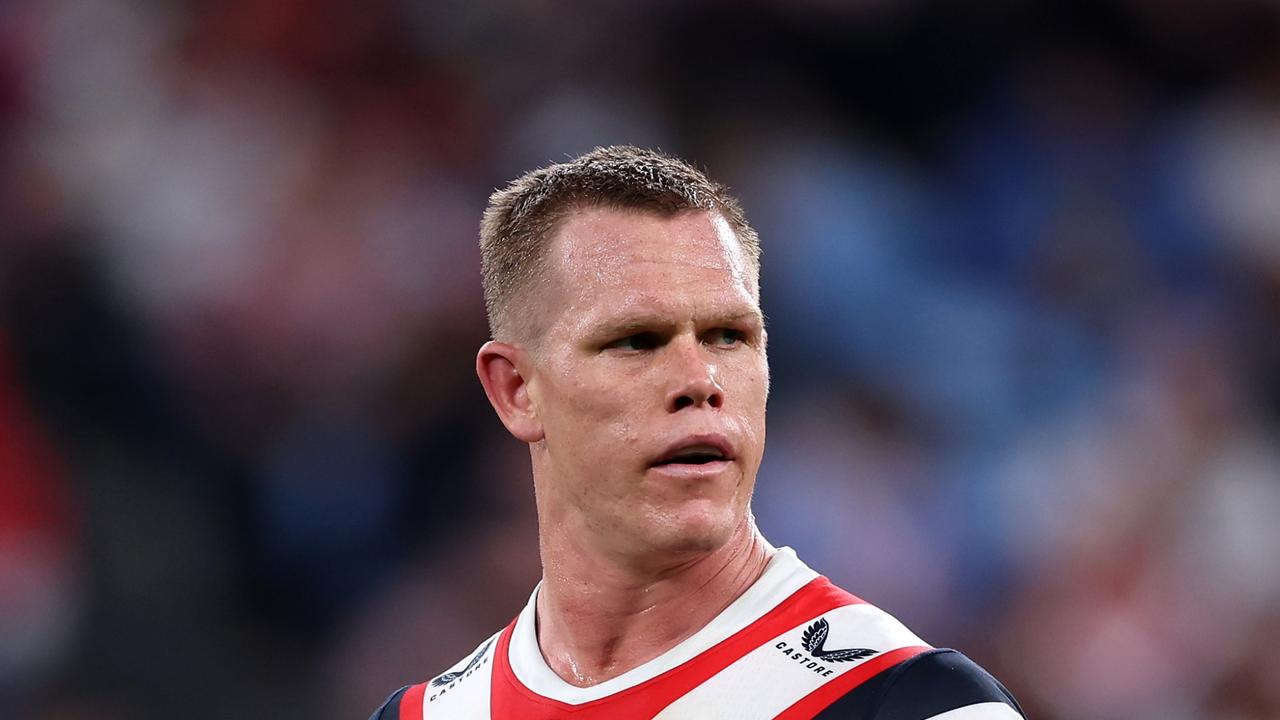 NRL live: Roosters on top as Maroons bolter barges over Bulldogs