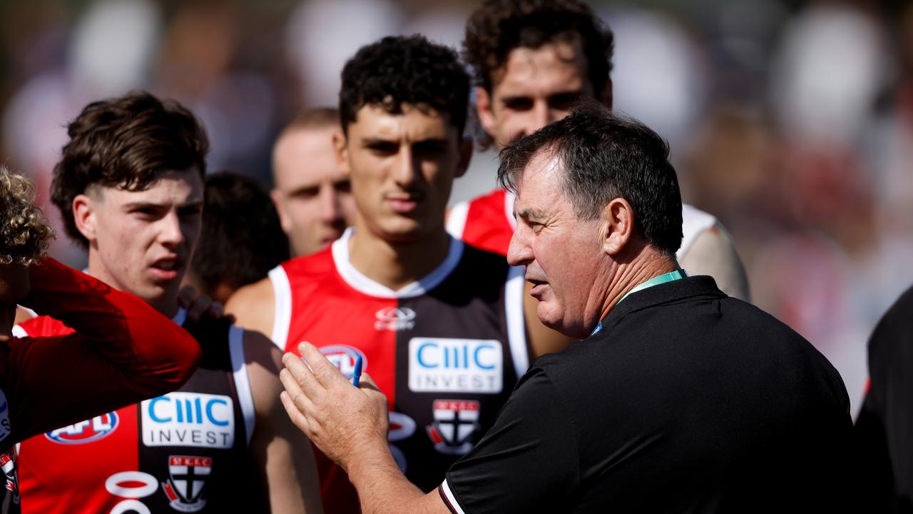 Ross Lyon addresses his troops. Picture: Getty Images