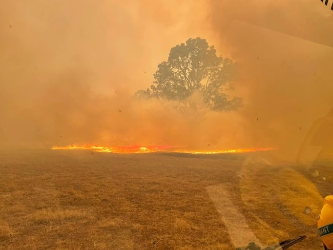 The bushfire spreads at the Grampians. Picture: Hamilton Fire Brigade