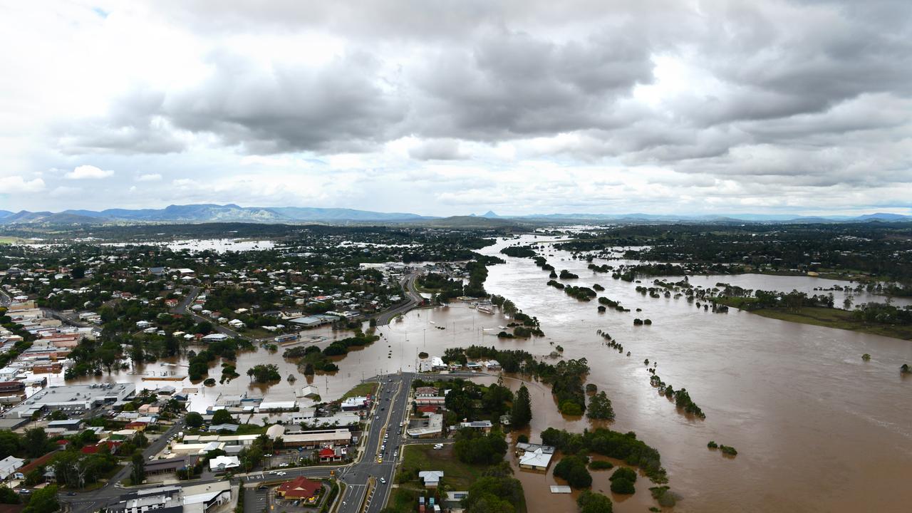 Looking south east witht he Bruce Highway on the left at Kentucky Fried Chicken. 2013 aerial flood pictures of Gympie. Photo Craig Warhurst / The Gympie Times