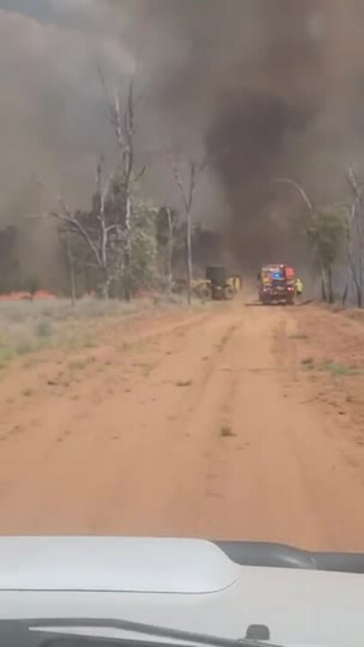 Alice Springs Volunteer Bushfire Brigade extinguish blaze