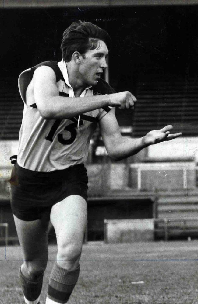 Fred Cook training with the Bulldogs.