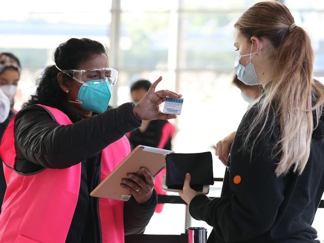 SYDNEY, AUSTRALIA - NewsWire photos AUGUST 09, 2021: Thousands of Year 12 students in western and south-western Sydney hotspots have been offered COVID-19 vaccinations at Qudos Bank Arena from today ensuring they can sit their Higher School Certificate exams safely. Picture: NCA NewsWire / Dylan Coker