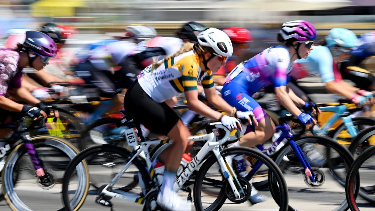 Team Parkhotel Valkenburg competes during the 1st Tour de France Femmes 2022. Picture: Dario Belingheri/Getty Images