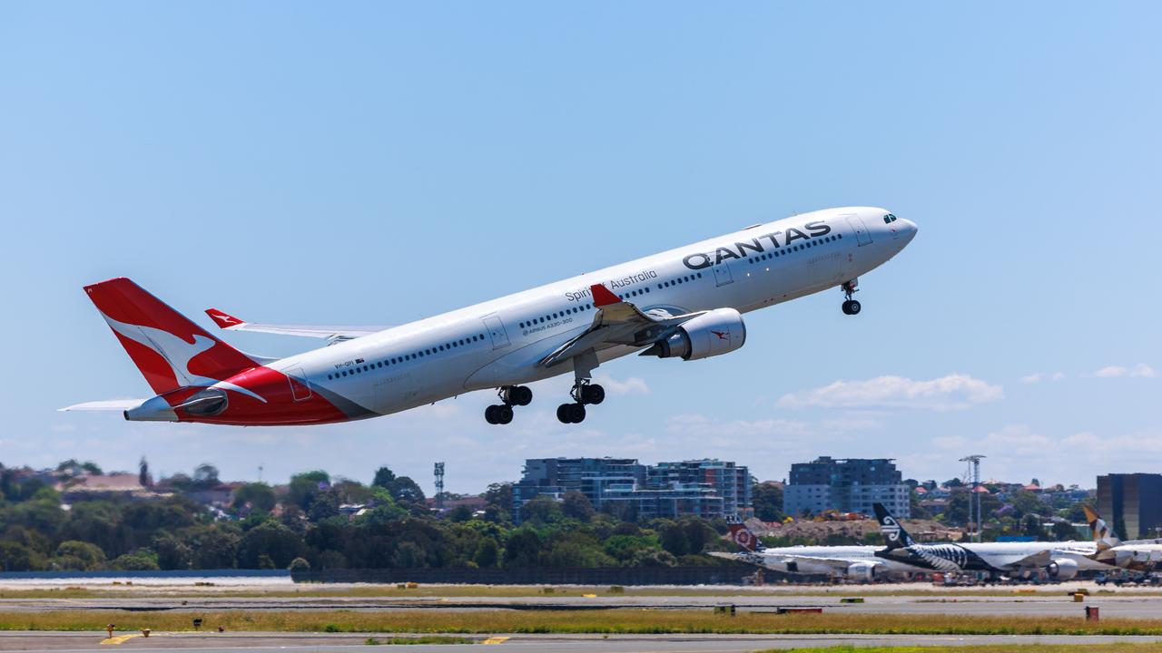 A Qantas flight taking off from Sydney Airport. Picture: Justin Lloyd.