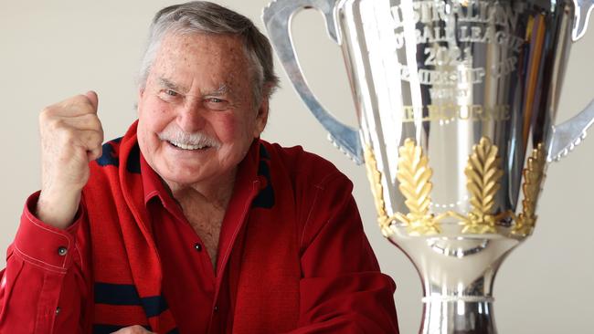 EMBARGOED UNTIL MONDAY 11th Oct. Melbourne Football Club gives legend Ron Barassi the 2021 AFL Trophy to hold at his home.                     Picture: David Caird