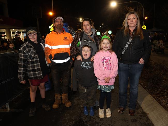 MELBOURNE, AUSTRALIA - JULY 26 2024 Amanda Cain and family Attend the Gippsland SnowFest held in Warragul. Picture: Brendan Beckett