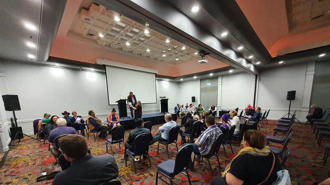 The Chamber of Commerce NT – Central Australian Region hosted the event featuring candidates from the Braitling, Gwoja, Namatjira and Araluen electorates.