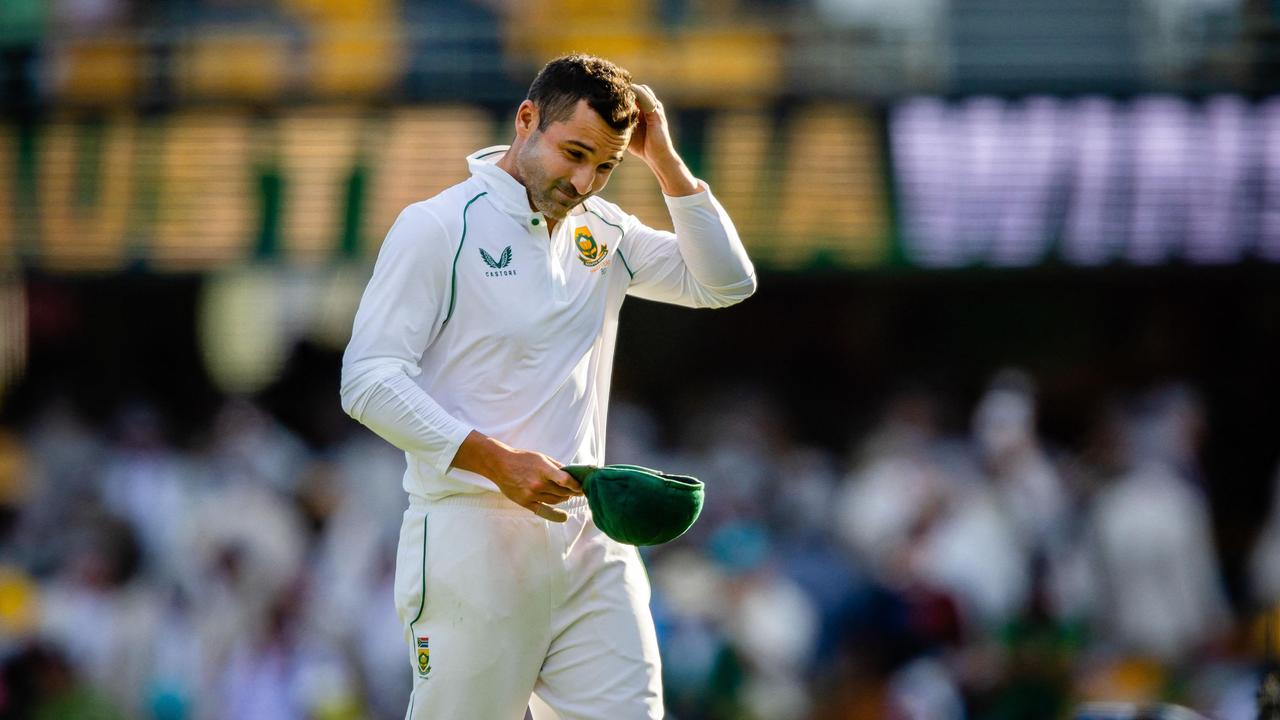 South Africa's captain Dean Elgar leaves the field at the conclusion of the first cricket Test match between Australia and South Africa at the Gabba, in Brisbane on December 18, 2022. (Photo by Patrick HAMILTON / AFP) / - IMAGE RESTRICTED TO EDITORIAL USE - STRICTLY NO COMMERCIAL USE-