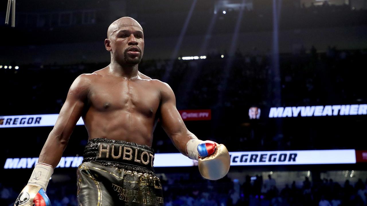 Floyd Mayweather is after that easy work. (Photo by Christian Petersen / GETTY IMAGES NORTH AMERICA / AFP)