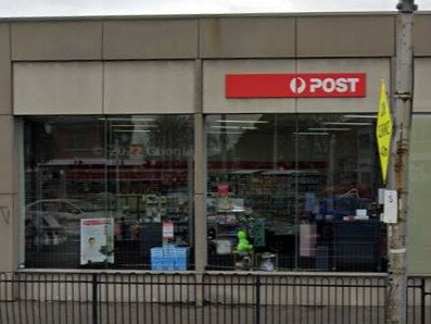 Australia Post is closing its Essendon branch on Mount Alexander Rd. Picture: Google Maps