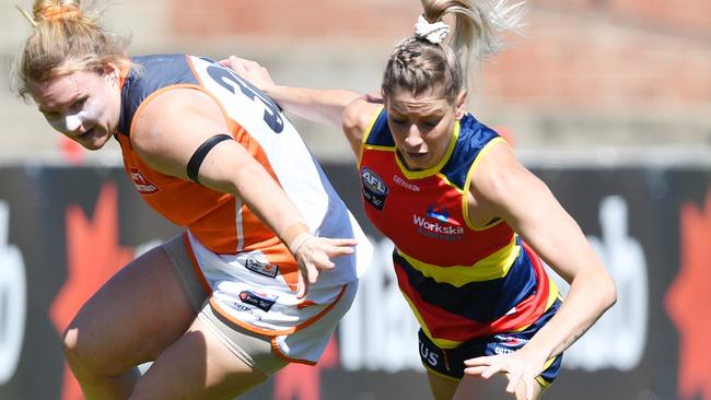 Deni Varnhagen contests the ball during a game against the GWS Giants at Richmond Oval. Picture: David Mariuz/AAP