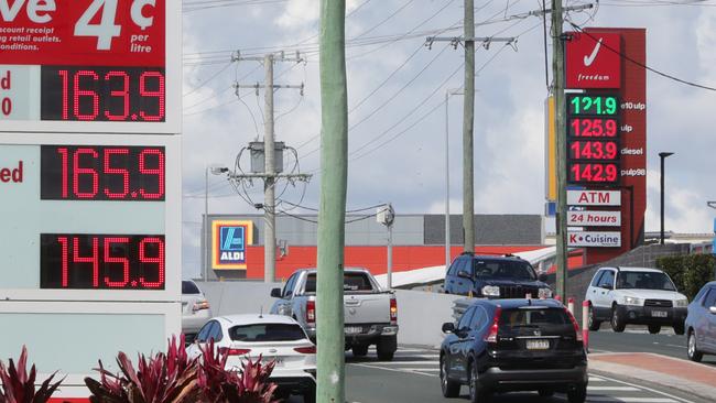 Petrol prices are up again, with a 40 cents per litre  divide across the Coast. The gap showed between these two stations on Olsen Ave Ashmore. Picture Glenn Hampson