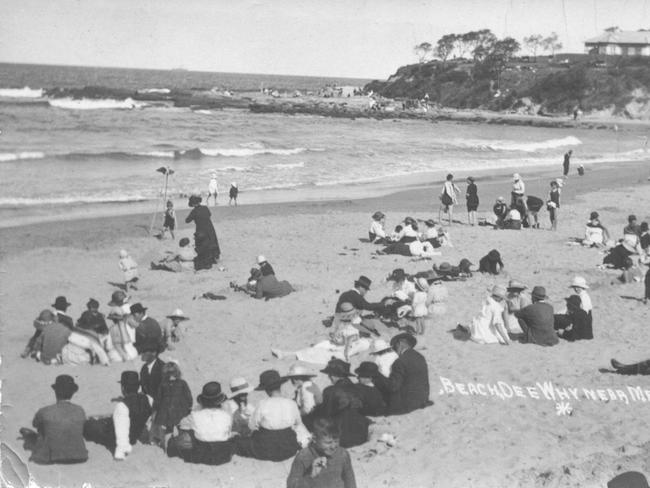 Dee Why Beach in the early 1900s. Photo Northern Beaches Library