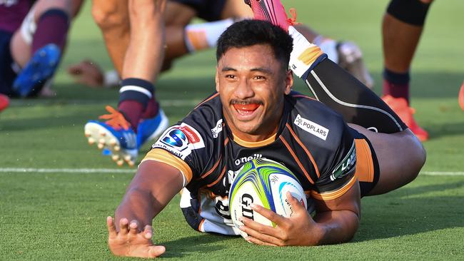 Brumbies Irae Simone scores a try during Round 1 of the Super Rugby season. Picture: AAP