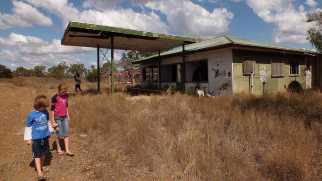 An abandoned roadhouse and motel along the Marlborough Sarina Road which earned the nickname the 