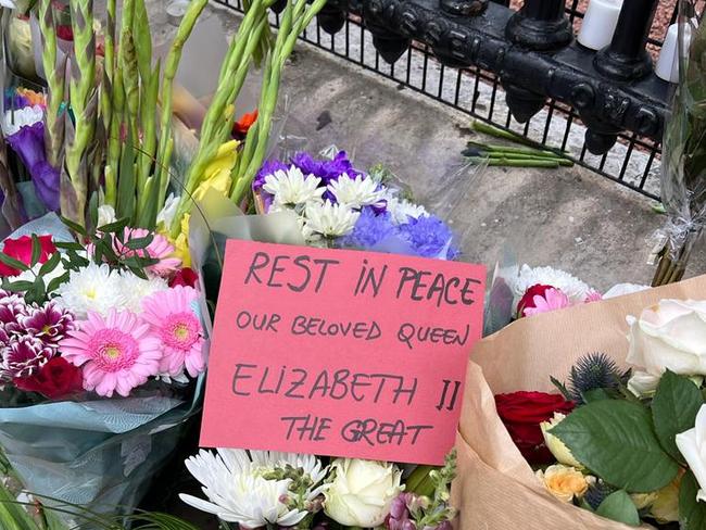 Royal fans gather to pay their respects at Buckingham Palace died. Picture: Danielle Gusmaroli.