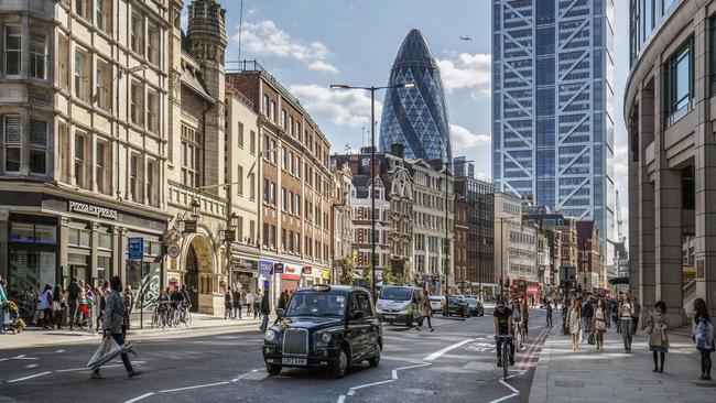 Backed by the royal family, the Crown Estate will become a development partner of Lendlease in the UK.