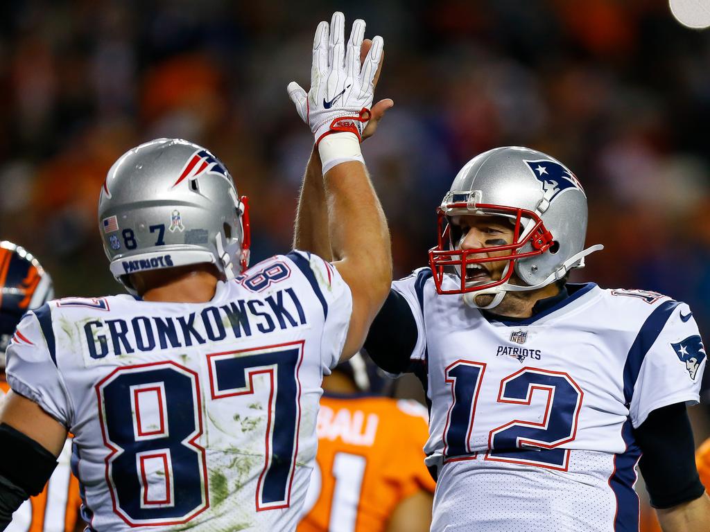 Tom Brady's longtime brotherhood with his receivers - Sports