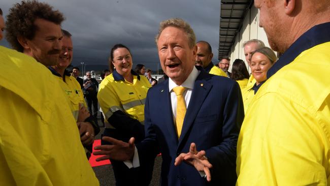 Dr Forrest meeting with the Fortescue workers. Picture: NCA NewsWire/Sharon Smith