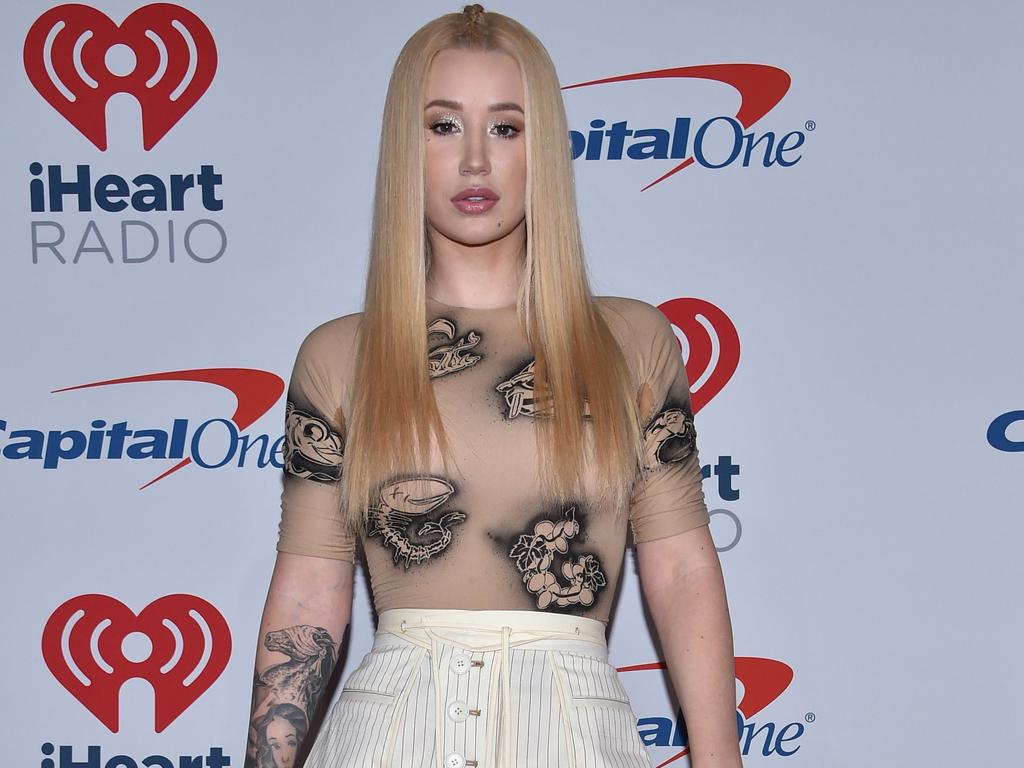 Iggy Azalea Leaked Topless Photos