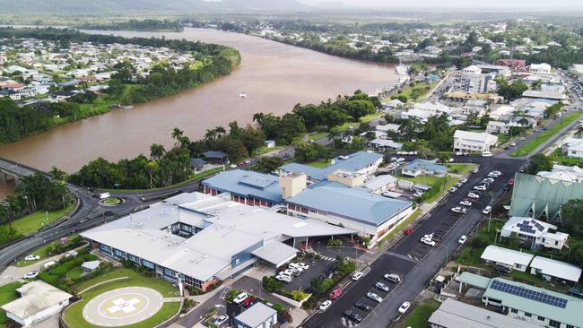 A crime scene has been established on Fitzgerald Esplanade, Innisfail. Picture: Brendan Radke