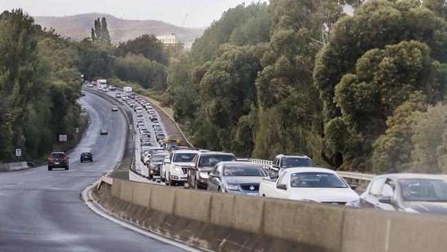 A fifth lane on the Southern Outlet for use by buses only could encourage more people to use public transport and alleviate traffic congestion on the thoroughfare. Picture: MATHEW FARRELL