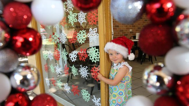 Christmas shopping night for Picton | Daily Telegraph