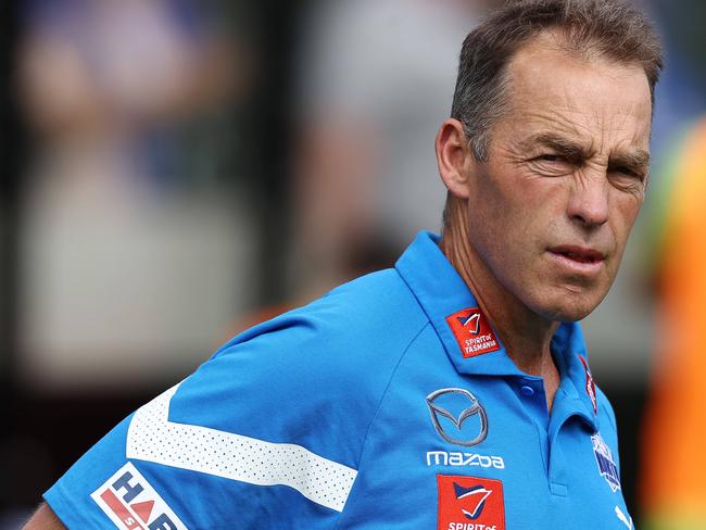 MELBOURNE . 18/02/2023.  AFL . North Melbourne intra club practise match at Arden street Oval.  North Melbourne coach Alastair Clarkson at 1/4 time  . Pic: Michael Klein