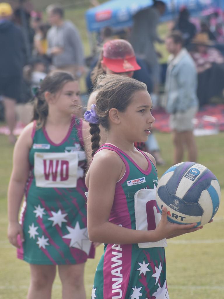 On court at the Cap Coast Junior Netball Carnival at the Barmaryee Multi Sports Precinct, Yeppoon, on August 11, 2024. Photo: Pam McKay