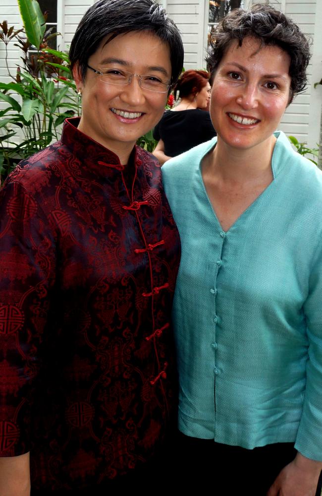 Foreign minister Penny Wong ties the knot to long-term partner | Gold ...