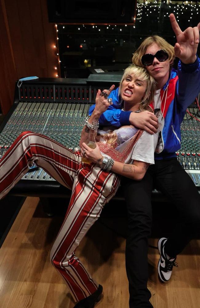 Kid Laroi and Miley Cyrus will premiere their Without Out remix on SNL. Picture: Supplied/ Instagram