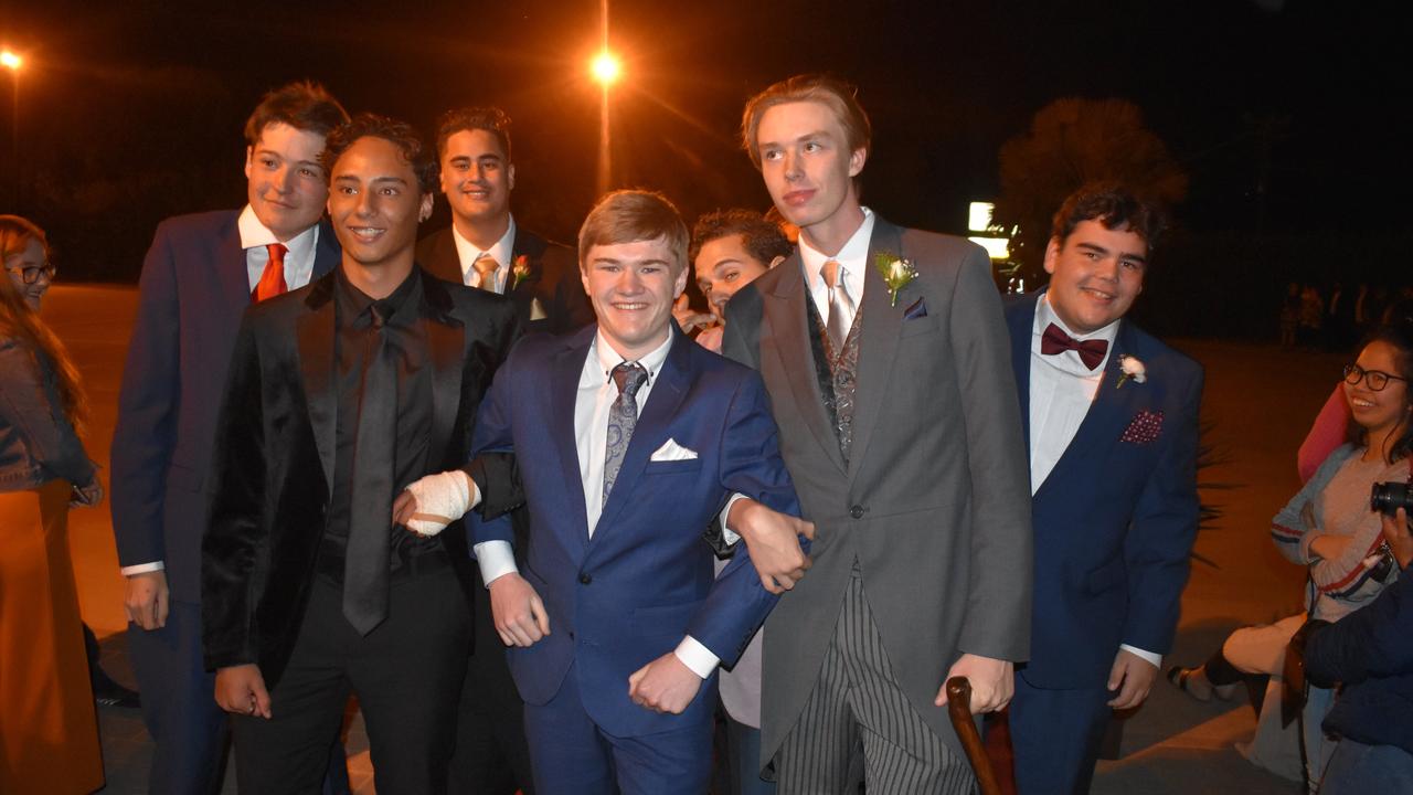 Bryn Duncan and his entourage, St John's Senior Formal, Roma 2019.