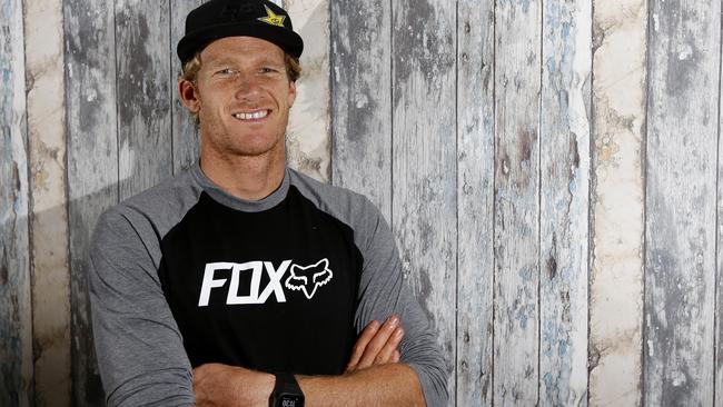 Coast pro surfer Bede Durbidge recovering from surgery after shattering ...