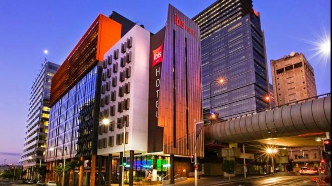 2/9
Ibis Barangaroo
Smack bang in the middle of Sydney’s newest harbourside food precinct, this Ibis consists of 91 compact rooms with wi-fi, breakfast available and its own bar. There is also a car park if you’re driving in and some of the rooms offer city views.