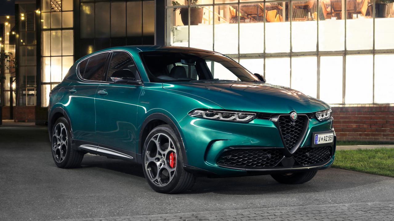 Alfa Romeo Tonale  Luxury Plug-In Hybrid SUV